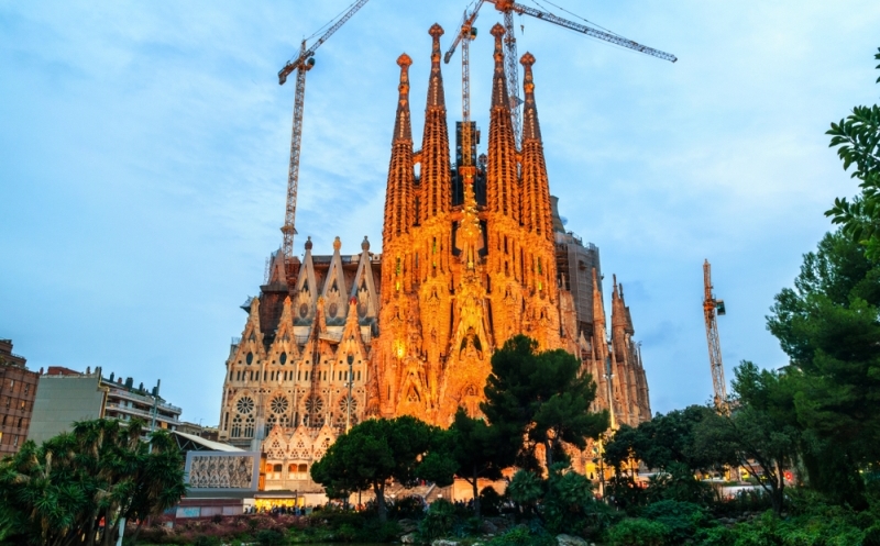 Como Se Financia La Sagrada Familia